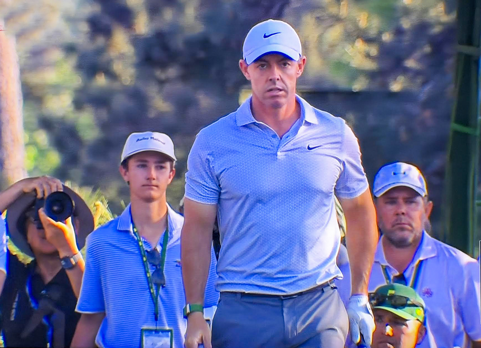 Rory í stuði á Masters - leiðir með sex höggum