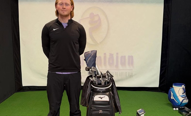 Magnaður golfhringur hjá Sigurði Arnari